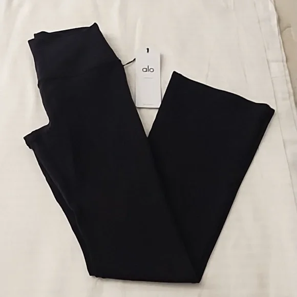 Alo Yoga Airbrush HR 7/8 Bootcut Legging - Picture 10 of 10